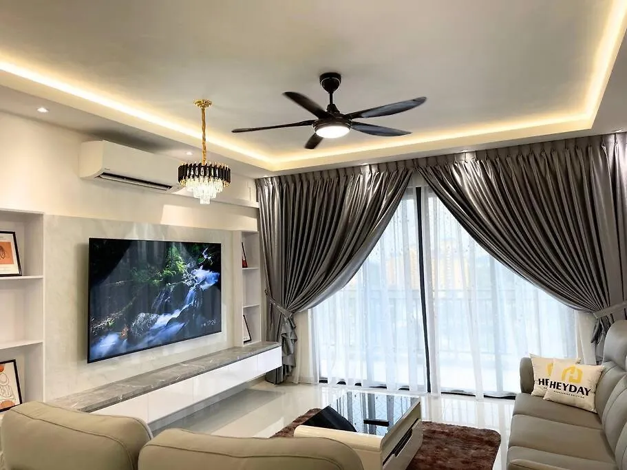 Modern Family Suite 4Bed3Bath Джохор-Бару Апартаменты